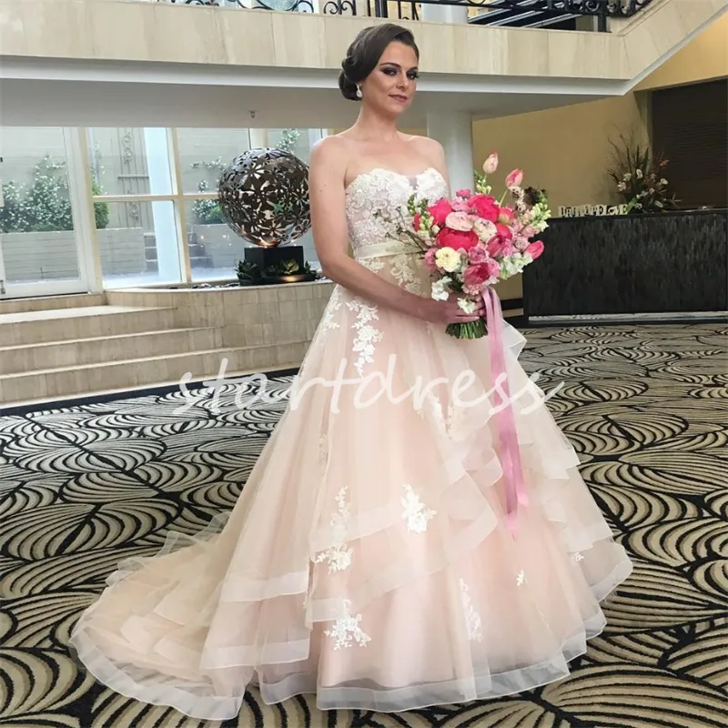 Romântico champanhe boêmio vestido de casamento 2024 elegante querida rendas estilo country fazenda vestidos de noiva apliques rendas em camadas igreja vestido de noiva robe mariee chique