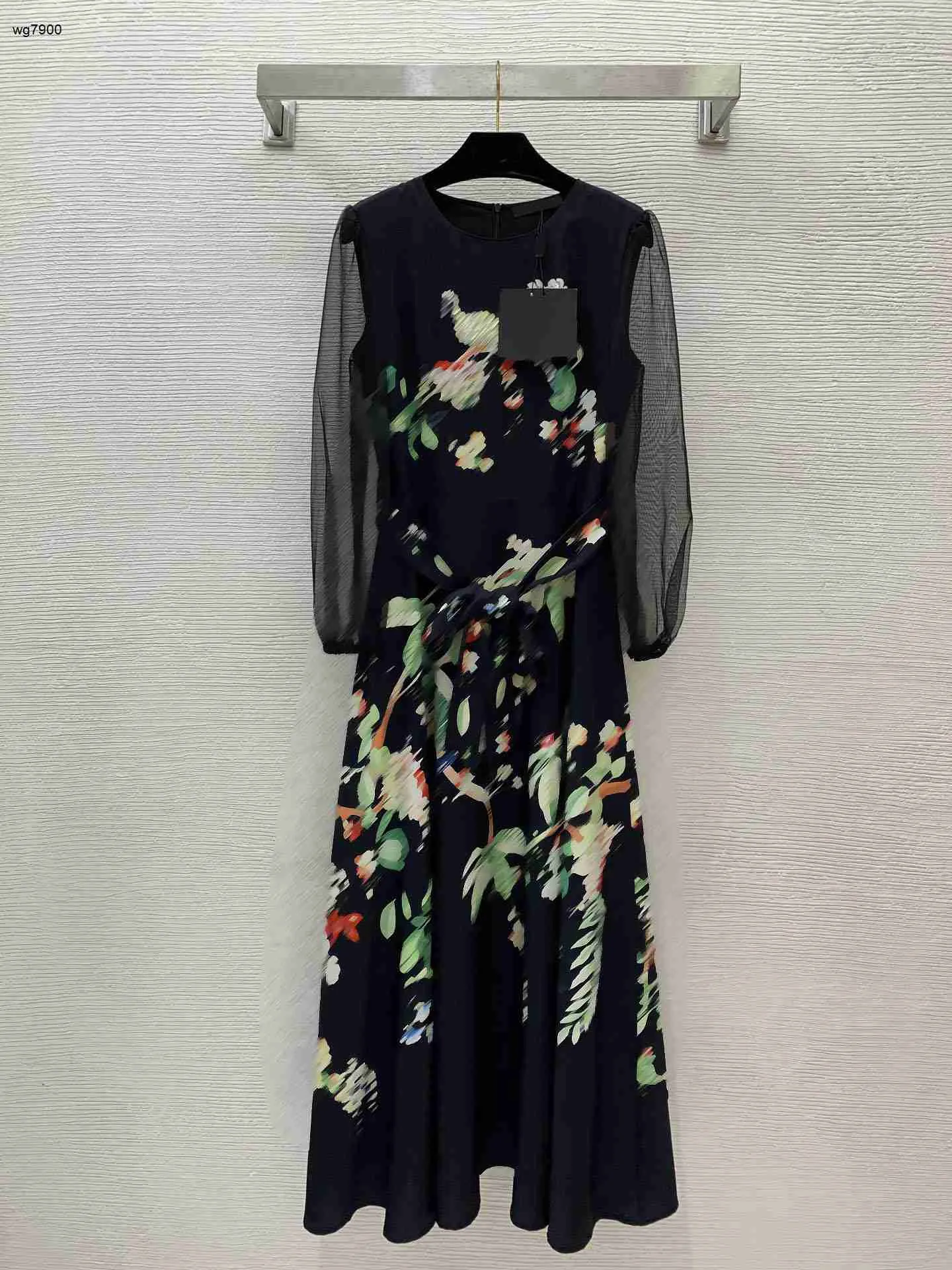 Vestido de grife feminino roupas de marca para mulheres saia de verão moda flor logotipo impressão manga longa vestidos femininos 20 de janeiro