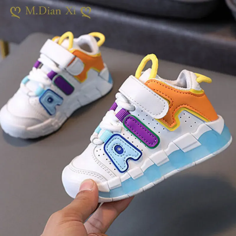 Athletic Outdoor Children Sports Shoes Spädbarn Softsoled Toddler Fall Girls Baby Baby Dreable Net Sneakers Fashion Kids for Boys 230901