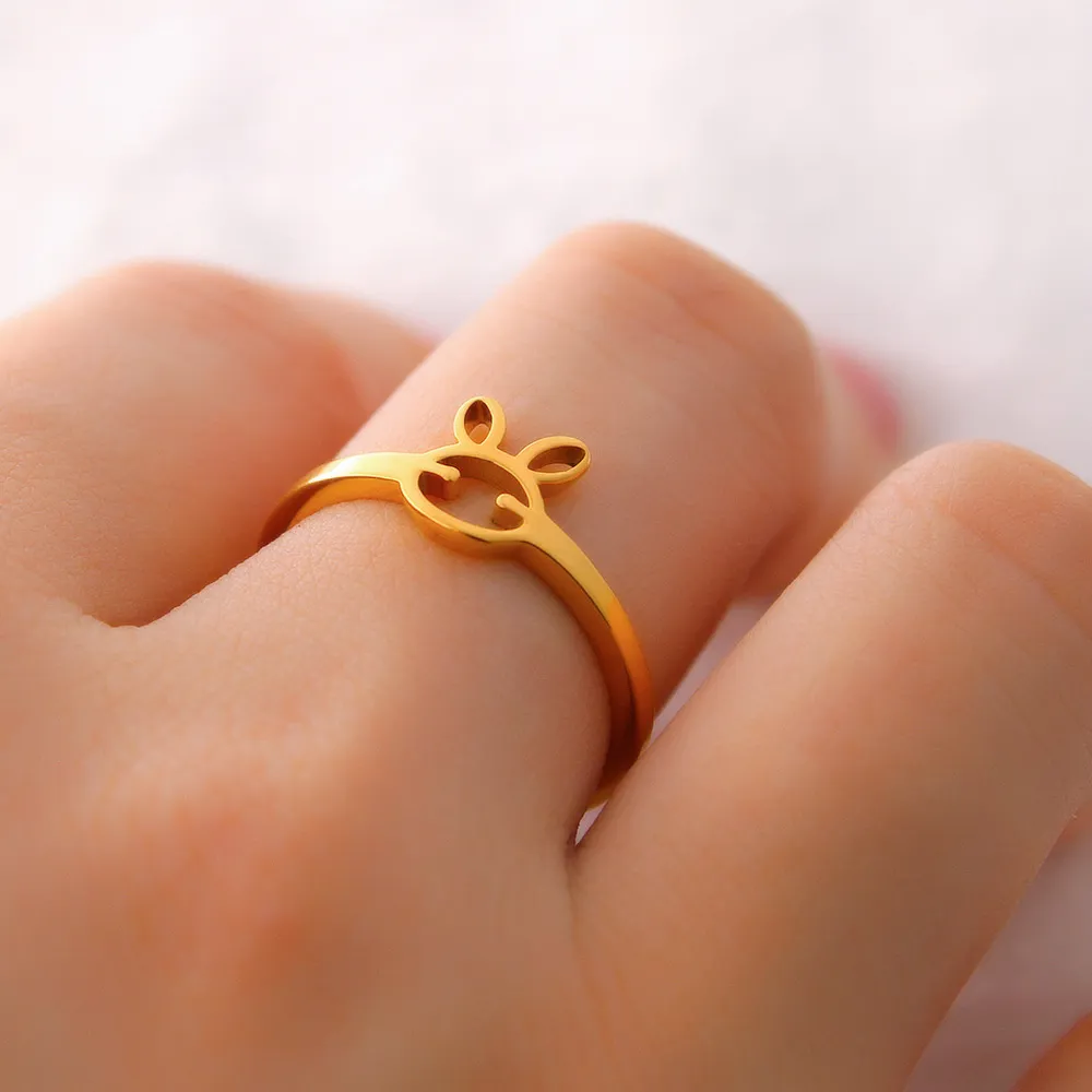 Sweet Little Rabbit Ring Summalist Minimalist wydrążony pierścień, tekstura ze stali nierdzewnej, 2023, Złote Samice Pierścień Roku urodzenia