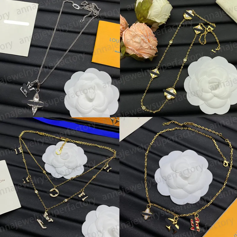 Designer LouVuittos Pendentif Colliers pour femmes Blanc Fritillaria 18K Or Rose Argent Classique Presbytie Diamant Collier Personnalité Bijoux De Luxe Cadeau