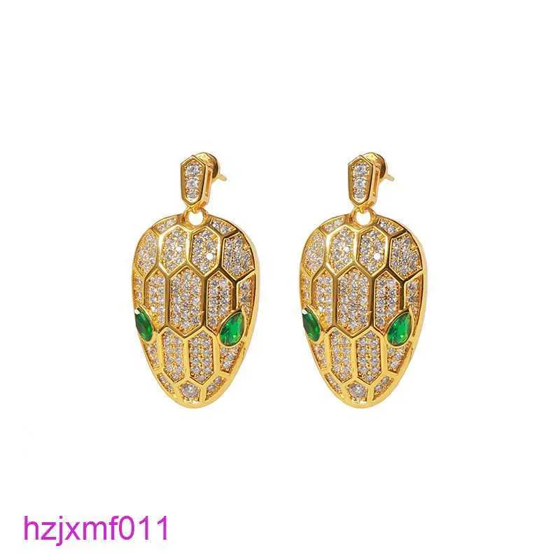 Qahk stadnin 18K Złoty luksusowy wąż designerka kolczyki marka zielony kamień kryształ bling bling lśniące pierścienie ucha kolczyki
