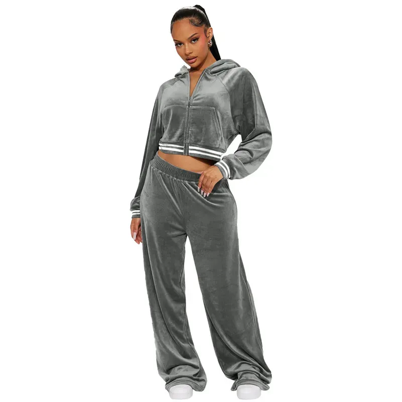 2024 Designer Velvet Tracksuits Women Fall Winter Sweatsuits Long Sleeve Jacket and Wide Leg Pants Two Piece Sets Casual Outftis Wholesale Clothes 10525