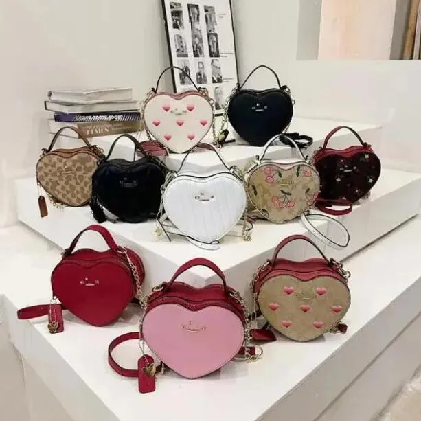 2023Borse a tracolla da donna di lusso Borsa moda da donna Borsa da donna Love Borsa di marca classica Totes Borsa hobo Borse a tracollaPortafoglio Borsa Vagrant Capacità di alta qualità