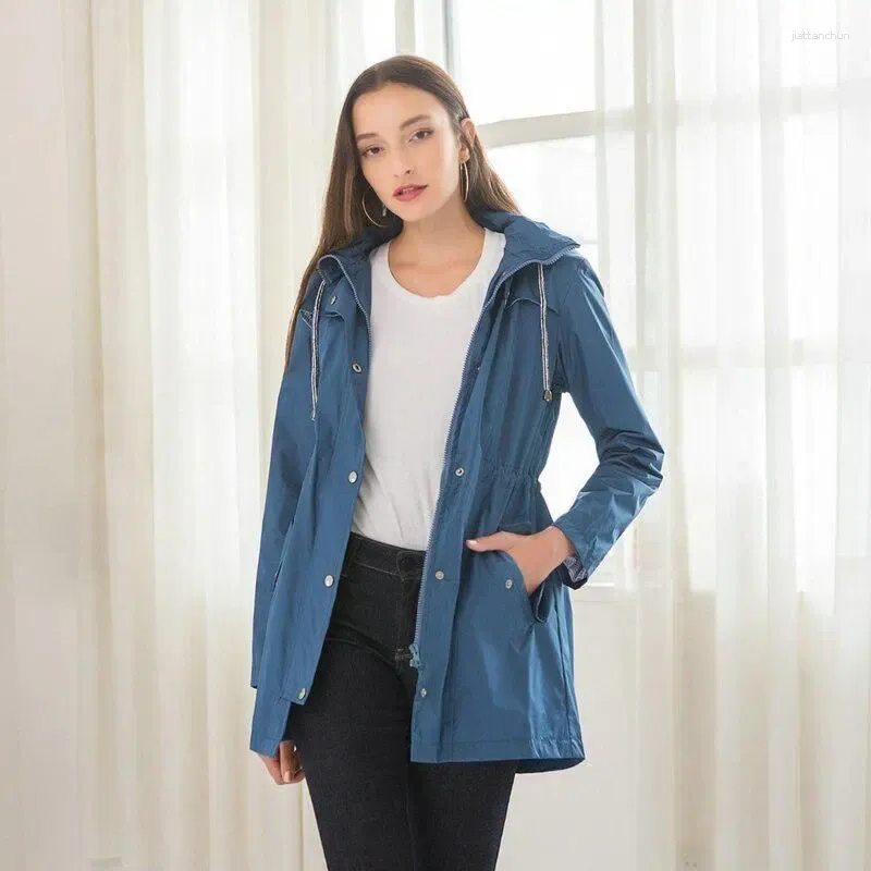 Damskie okopa płaszcza damskie kurtka z kapturem na zewnątrz wodę deszczową Water Proof Windbreaker Talia Plusy Rozmiar Spring Autumn Fashion Slim Loose