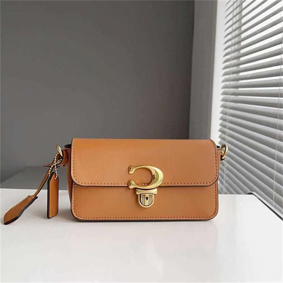 Nuevo charol STUDIO BAGUETTE palo de cuero de vaca pequeño bolso bandolera cuadrado 70% de descuento venta online outlet