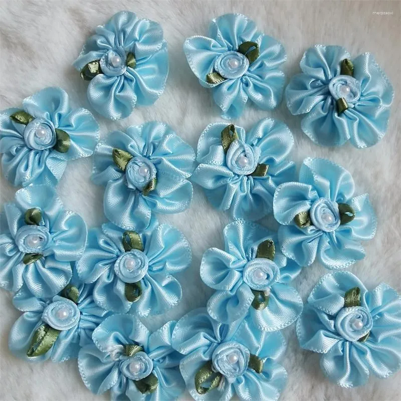 Dekorativa blommor 30st Blue Satin Ribbon Flower Bows Pearl Rose Artificial Appliciques Fabric Wedding Sy Craft Handgjorda DIY presentförpackning