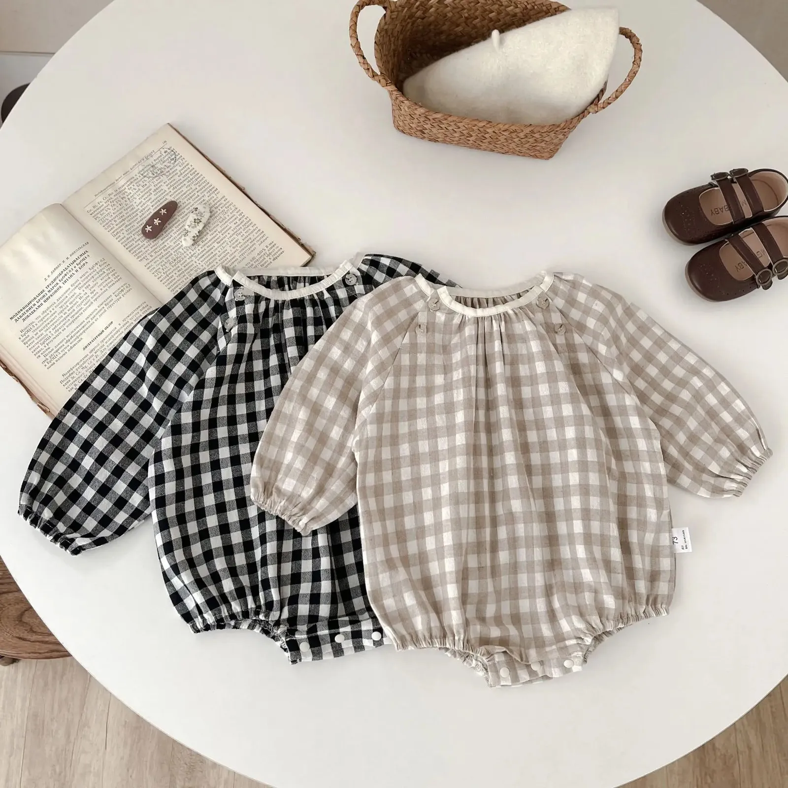 lente herfst ins geboren baby geruite lange mouw bodysuit losse jongen baby onesie casual kind meisjes katoenen romper peuterkleding 240119