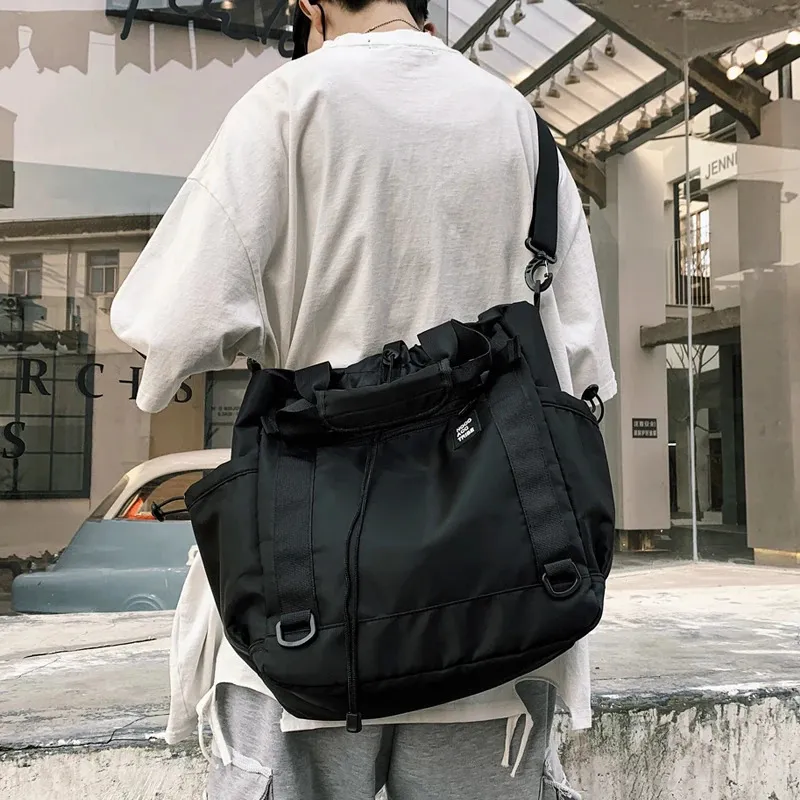 Mini sacos de moda bolsa bolsas homem pequeno estilingue crossbody bolsa de mão de couro 240118