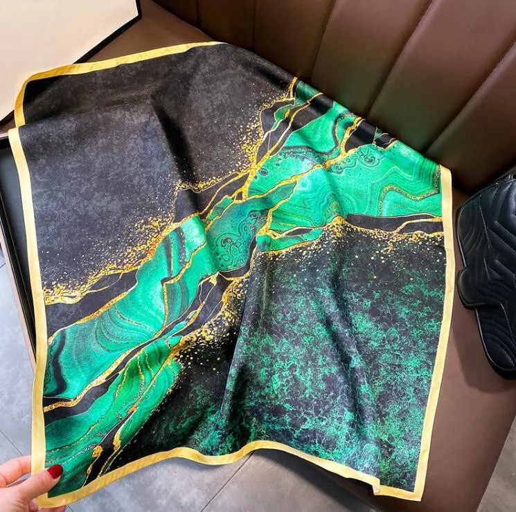 2024 Newly arrived Brand new fashion luxury classic high quality luxury color silk scarves 70*70cm is very suitable for men and women fashion scarves A322