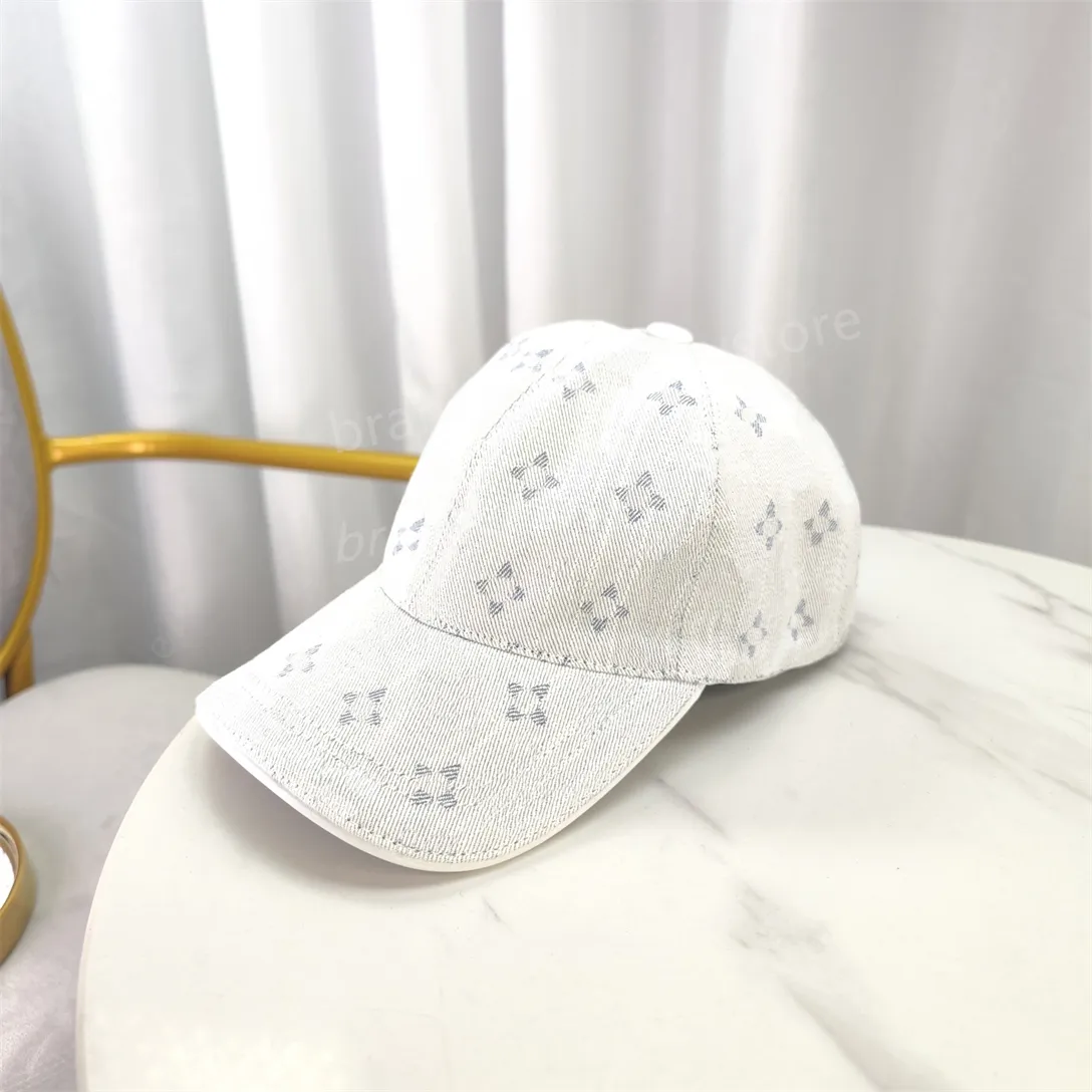 New Mens Designer Baseball Hat Woman Fashion Luxury Snapback  display picture 3