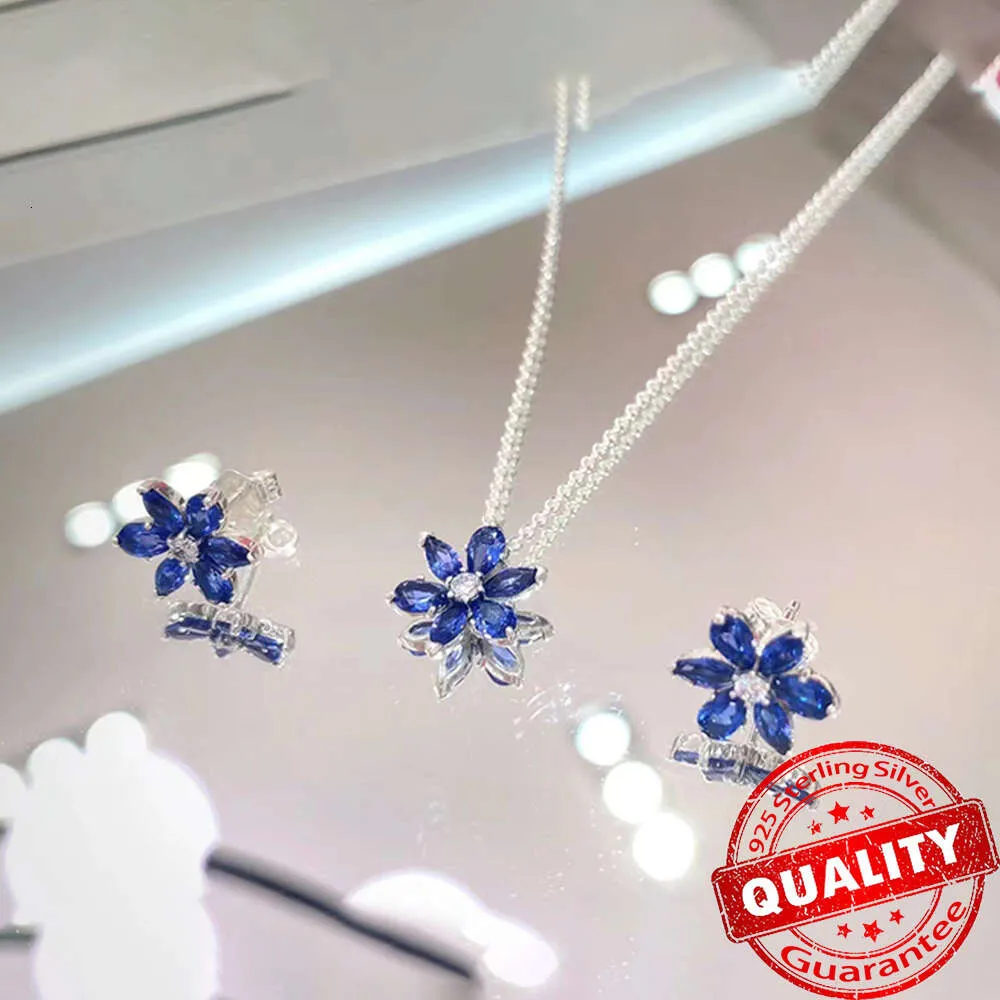 Sparkling Blue Herbarium Cluster Earrings Sterling Sier Flower Shape Ear Stud Eye-Catching Jewelry Party Set