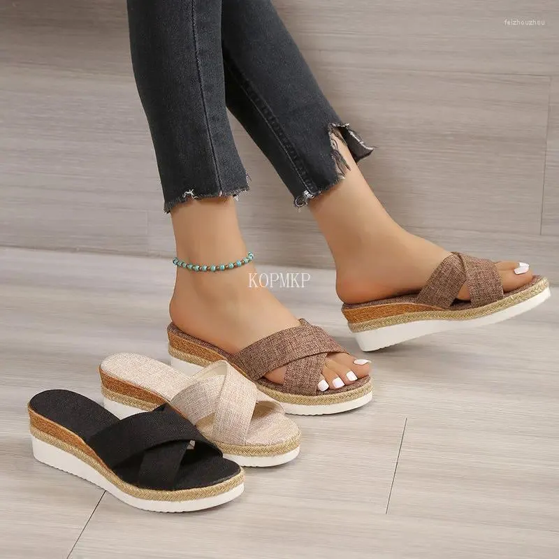 Sandalen platform vrouwen slippers Slippers zomerronde teen touw kruisband merk sexy wig hakken schoenen schoenen strand