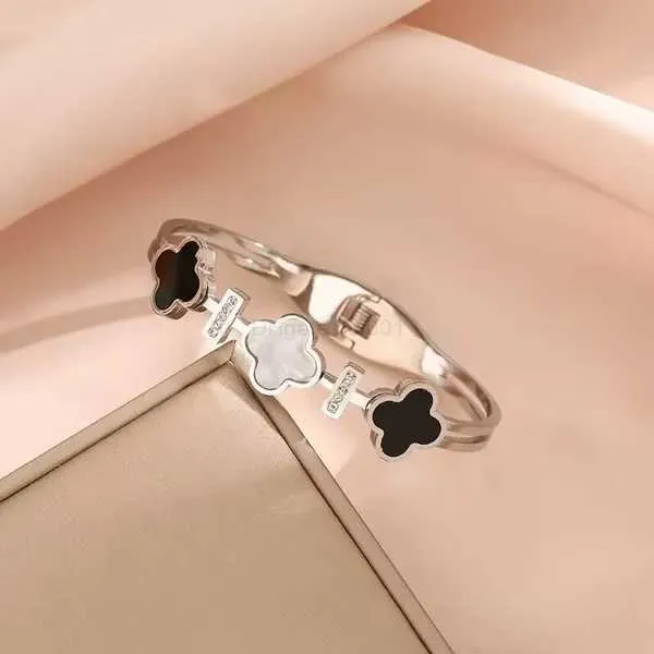 Bangle Bracelets Designer Vans Clover Four Leaf 18k Rose Gold