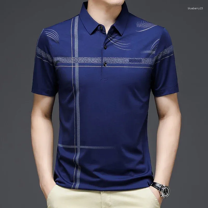Polos pour hommes Brown Mode coréenne T-shirts Hommes Summer Thin Breath T-shirt à manches courtes Business Casual Turn-Down Anti-rides T-shirts