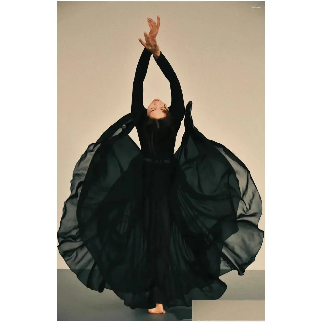Bühnenkleidung Klassisches Tanzkleid Weibliche Elegante Xinjiang Performance Halblanger Rock Swing Modernes Balletttraining Drop Lieferung Appa Dhqea