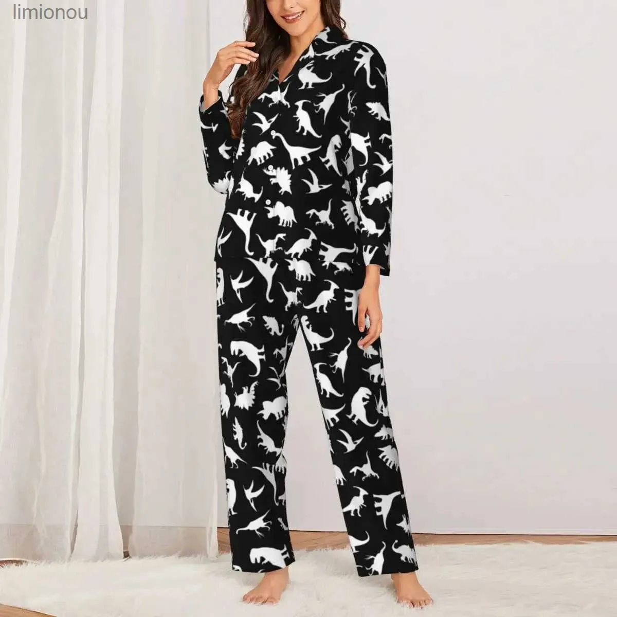 Pigiama da donna Sleep Lounge Fun Dinosauri Pigiama da donna Bianco su nero Grafica carina Dino Soft Home Sleepwear Autunno 2 pezzi Casual Oversize Pigiama SetL240122