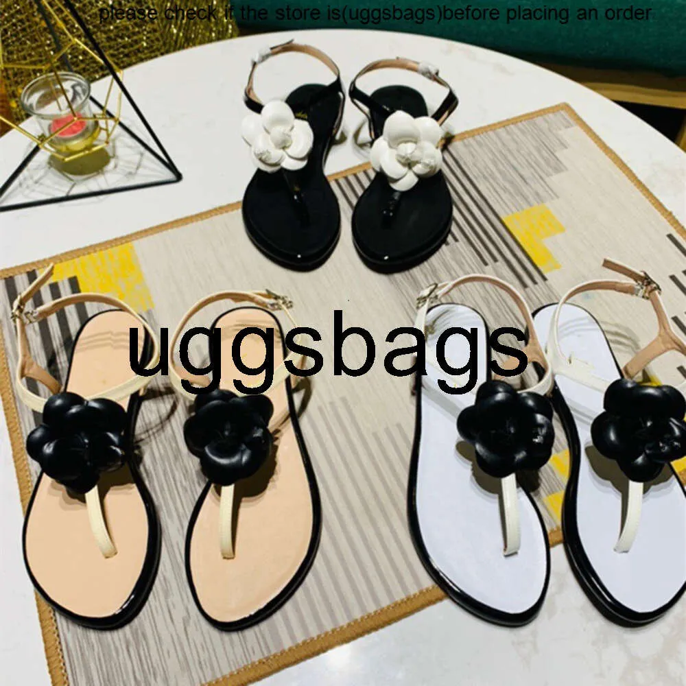 kanaalschoenen 23 stijlen vrouwen string sandalen paris camellia diamant buckle bow flip flops slippers gewatteerde lederen glijbanen in elkaar grijpende parel pool glijbaan c stijl plat m