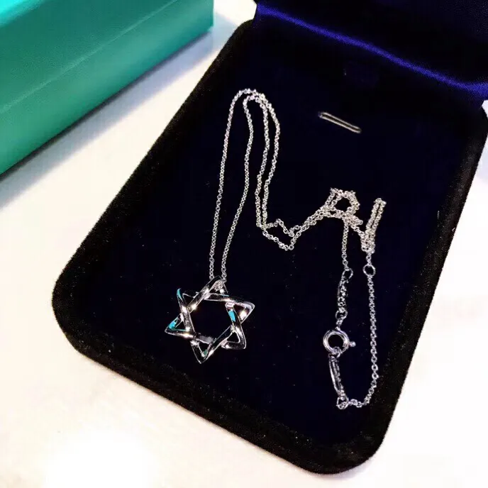 Designer smycken halsband Sailormoon hexagram stjärna utsökta och fashionabla halsband ihåliga hänge