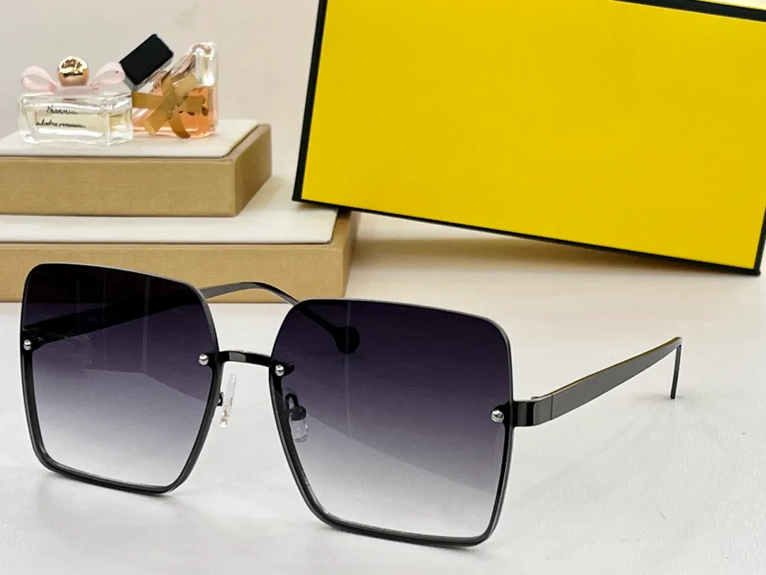 النظارات الشمسية للأزياء للمصمم الصيفي 4077 الرجال نساء شارع هاي ستريت في الهواء الطلق UV400 الرجعية لوحة أسيتات نصف إطار شعبية مربع عشوائي CR-39