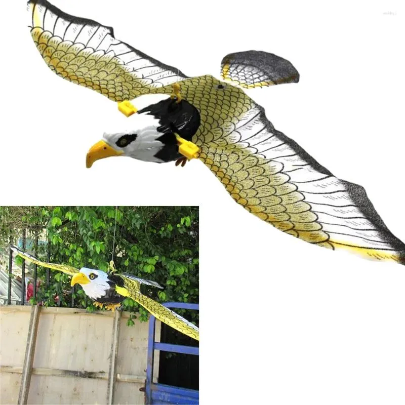 Dekoracje ogrodowe Odstraszający ptak wiszący Eagle Hawk strach odstraszający elektryczny latający szkodniki Outdoor Yard Decor