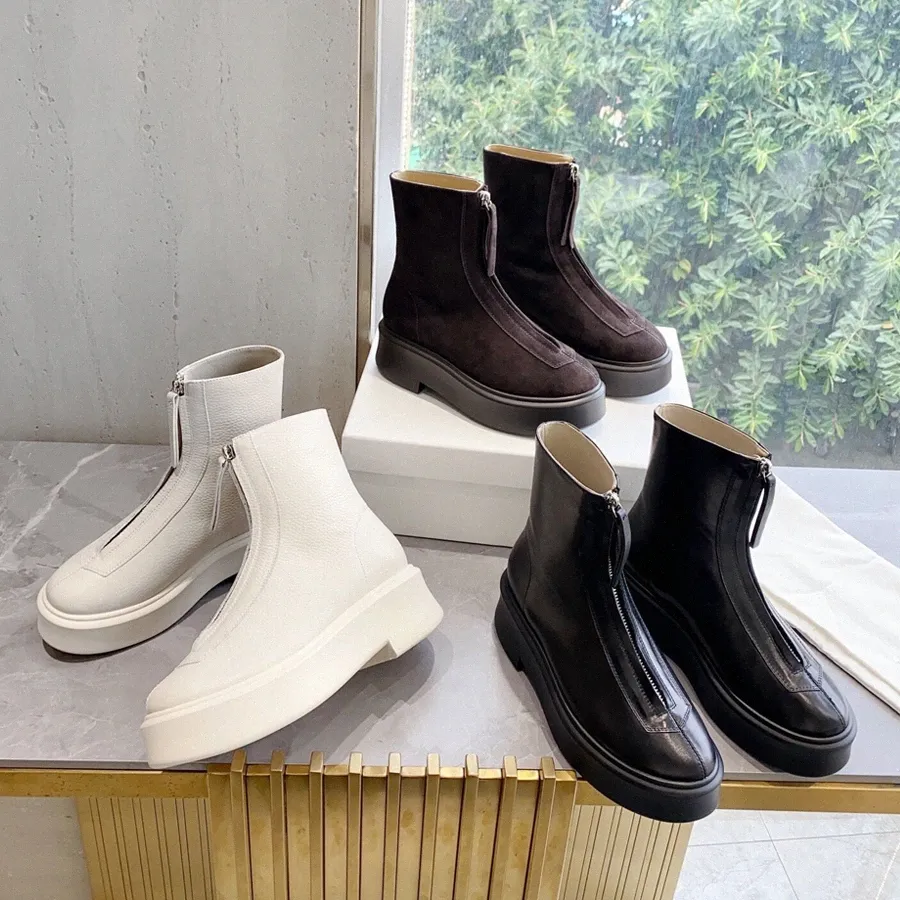 The Row Women Chelsea Boots 가죽 플랫폼 지퍼 전투 발목 마틴 부츠 여자 겨울 신발 디자이너 첼시 바이커 부츠와 검은 색 브로 P7JH#