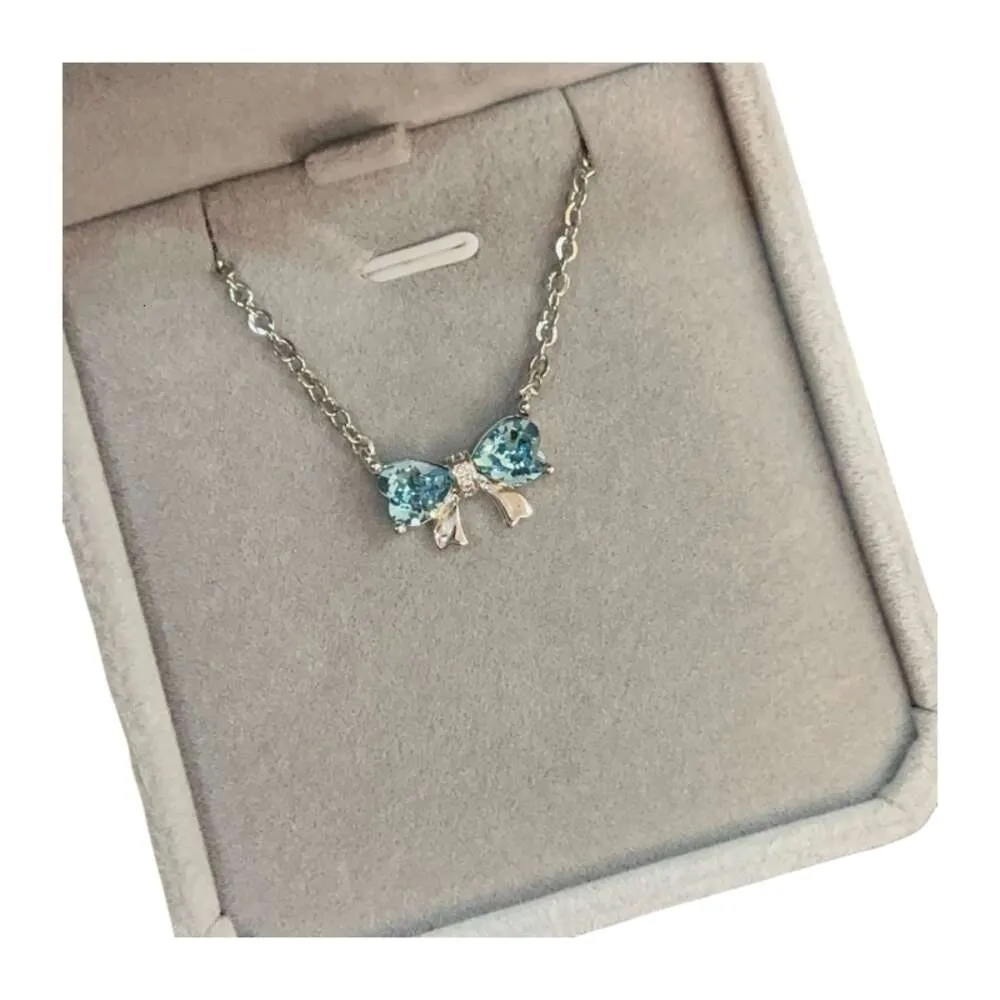 Collier swarovskis Designer Femmes Qualité d'origine avec pendentif Box Super mignon Collier de tempérament