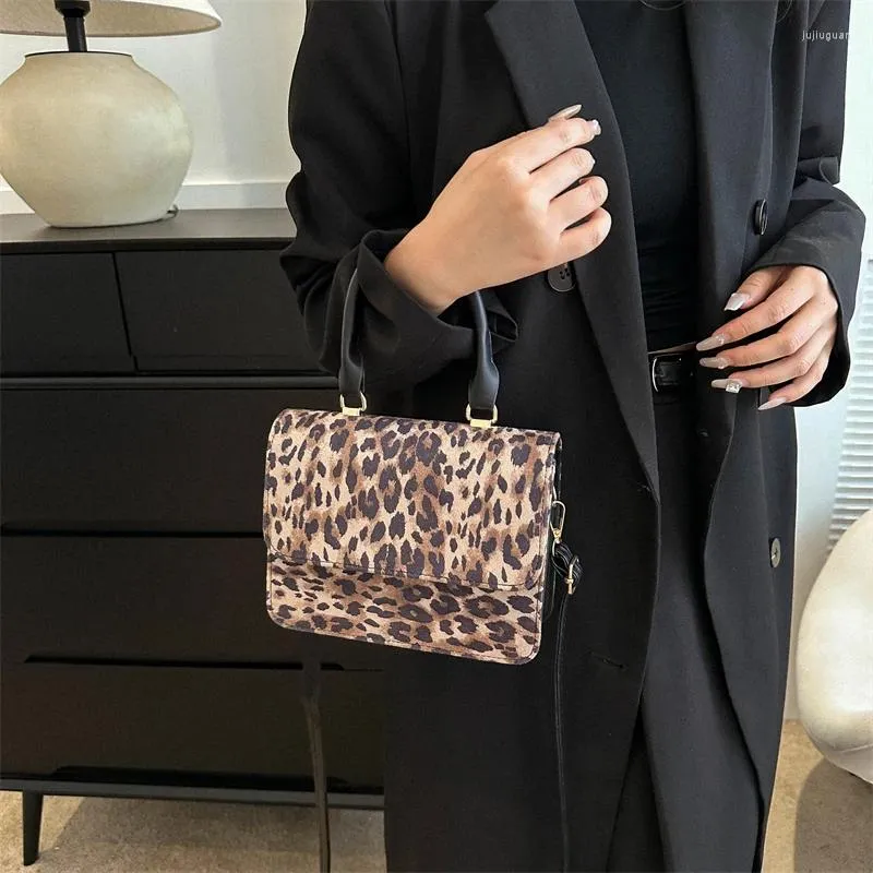 Evening Bags Ladies Fine Workmanship Soft And Comfortable Magnetic Buckle Open Close Shopping Commuter Travel Shoulder Bag