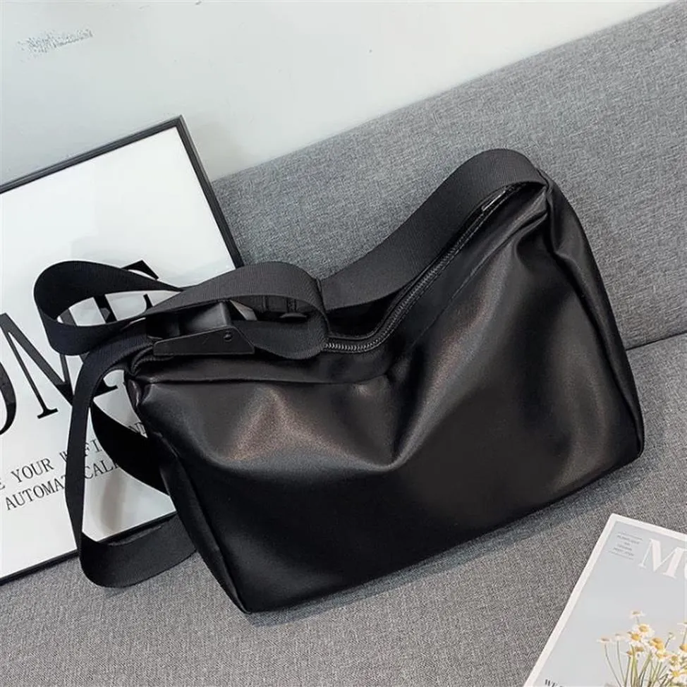2021 Патентная кожаная сумка для мессенджера, модная мода, женская модная сплошная цветная сумка для плеча 2967