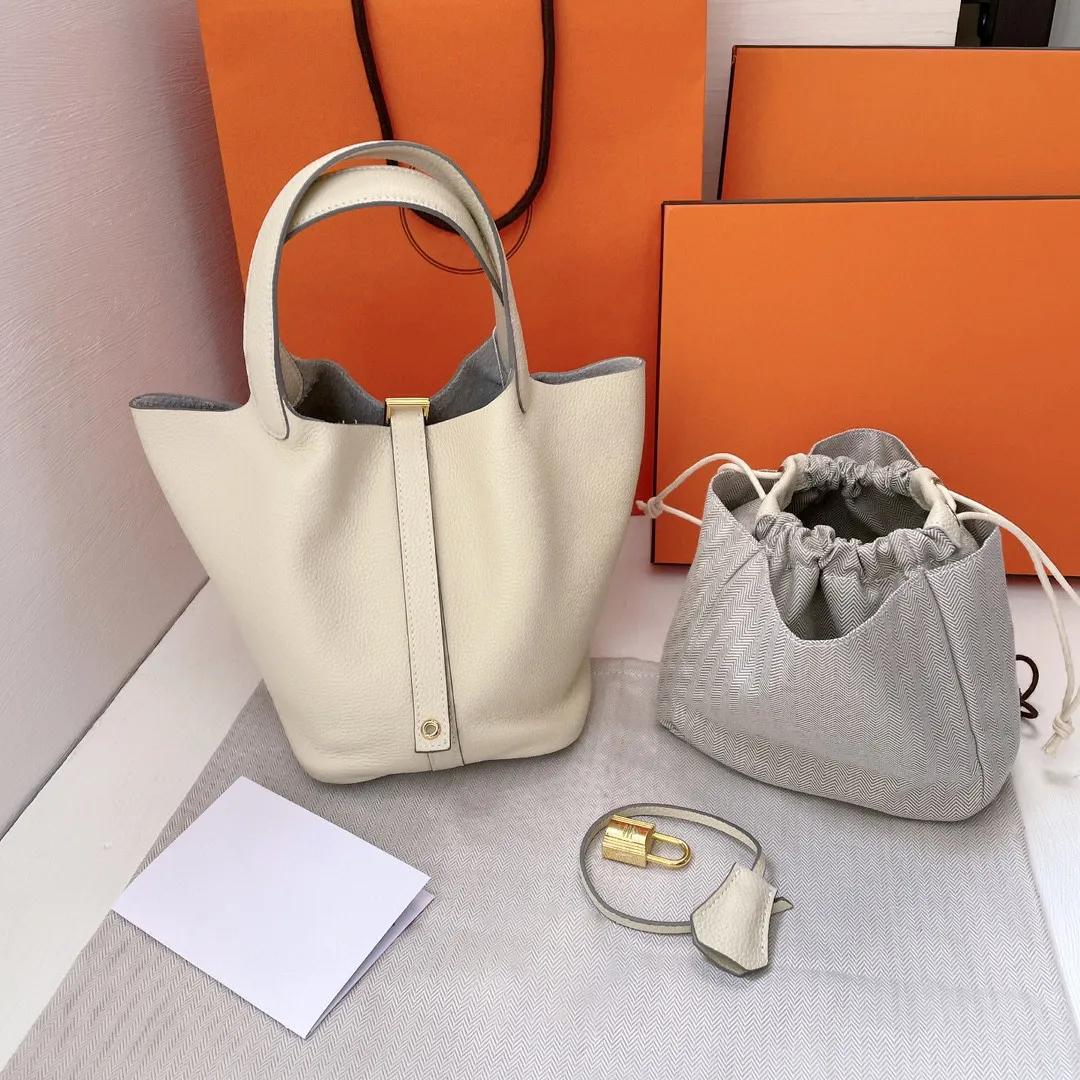 2024 Luxury Tote Bag Designer Bag Simple Lightweight Wear Resistant Bag Handmade Leather