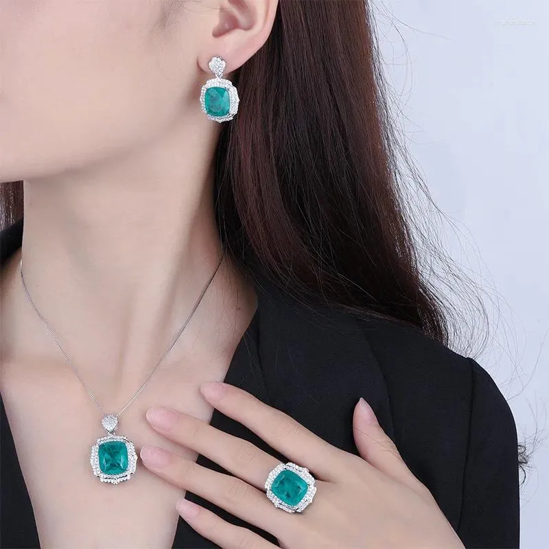 Halskette Ohrringe Set Trendy Emerald Edone Anhänger Ring Frauen Luxus Hochzeitsfeier Braut Schmuck Jubiläum Geschenk