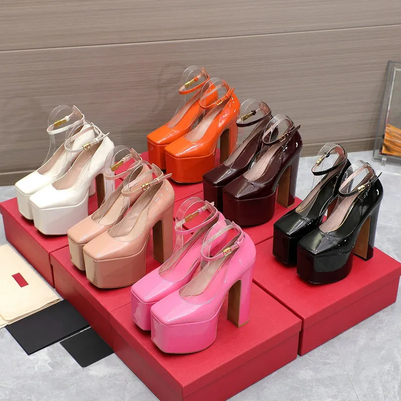 디자이너의 공식 신발 여성 하이힐 샌들 샌들 최고 등급 오리지널 가죽 방수 플랫폼 두꺼운 신발 두꺼운 발 뒤꿈치 샌들 고급 파티 드레스 신발