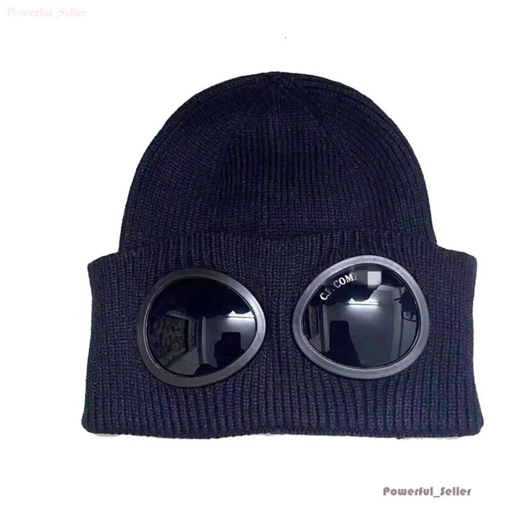 CP Hat Designer Två linsglasögonglasögon Beanies Men CP Stickade Hattar Skull Caps Outdoor Women oundvikliga vinter Beanie Black Grey Bonnet 8811