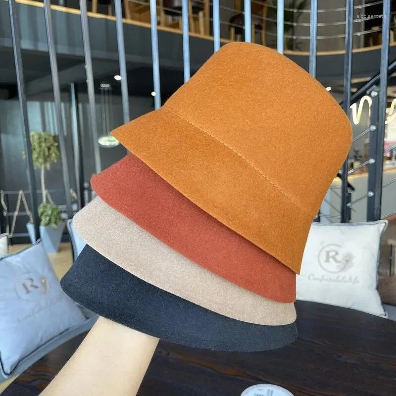 Berets Designer Senhoras Chapeu Feminino Fedora Hat para Mulheres Ampla Brim Sombreros Jazz Cap Panamá Cloche Top