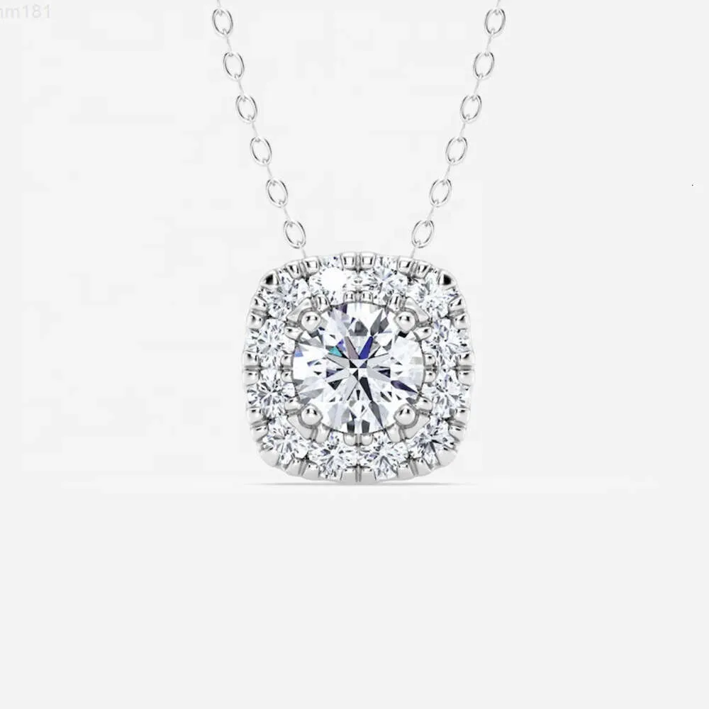 Laboratuvar elmas mücevher 925 Gümüş IGI Sertifikalı HPHT 1.25CTW Yastık Kesme VVS Clarity Elmas Laboratuar Grown Diamond Halo Kolye