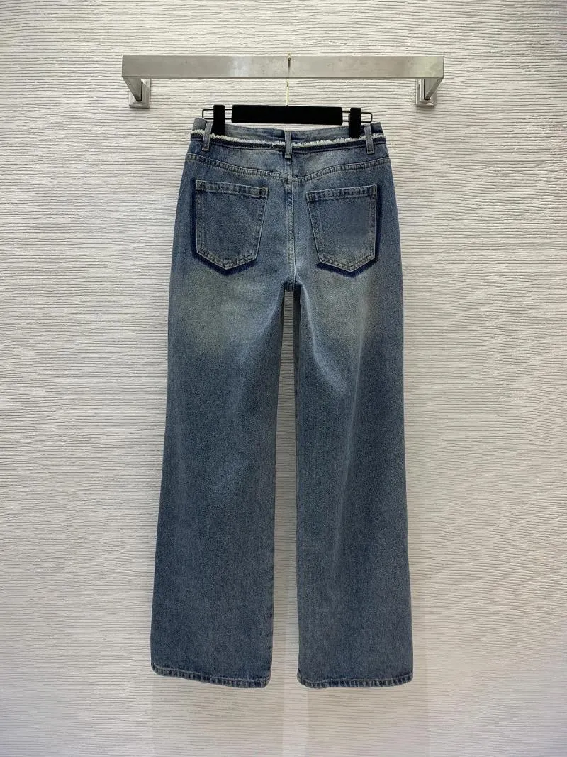 Damen-Jeans-Denim-Stoff auf beiden Seiten mit Farbkontrast, Fransenkante, Gesäßtasche, Buchstaben-Stick, Diamant, modisch, gerade, W2145