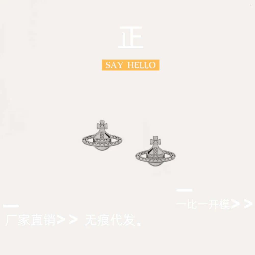 Viviennes Westwoods Classic Mini Earrings Women 925 Silver Needle 절묘한 귀걸이 다목적 귀걸이