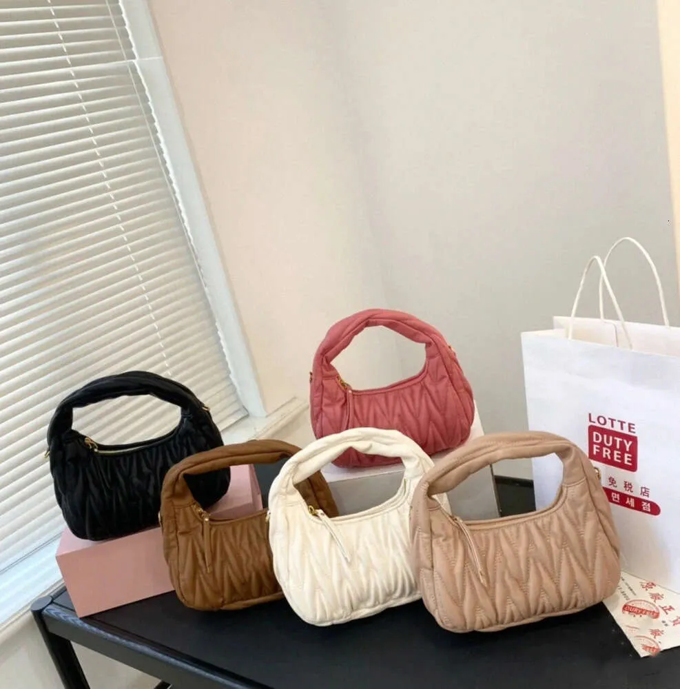Miui hobo vandrar matelasse heta väskor koppling med axel rem av dragkedja crossbody handväska riktiga läder kvinnor väska