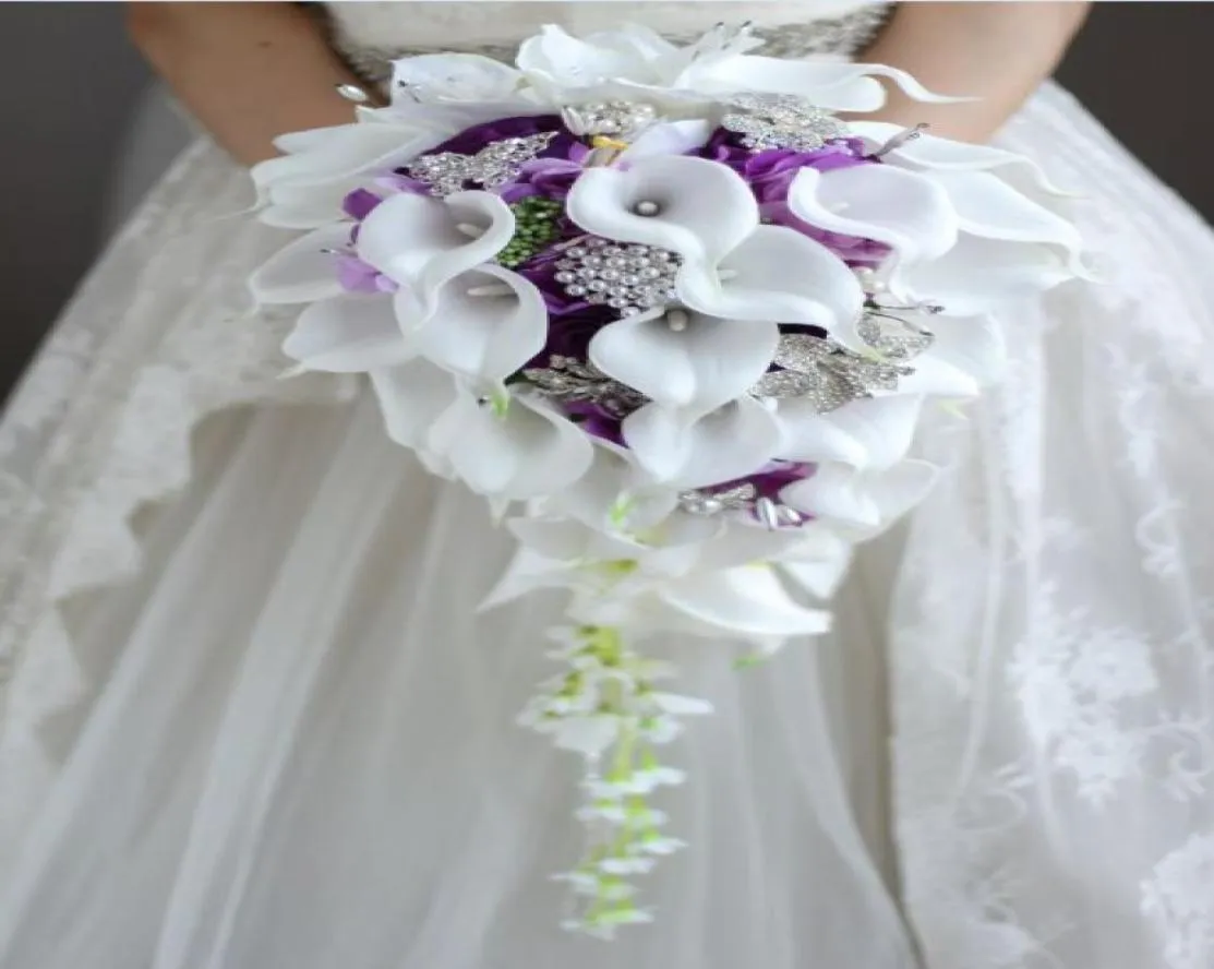2018 Highend Custom White Calla Lily Rose Purple Hydrangea Diy Pearl Crystal Brooch Drop Bridal Bouquet1481786