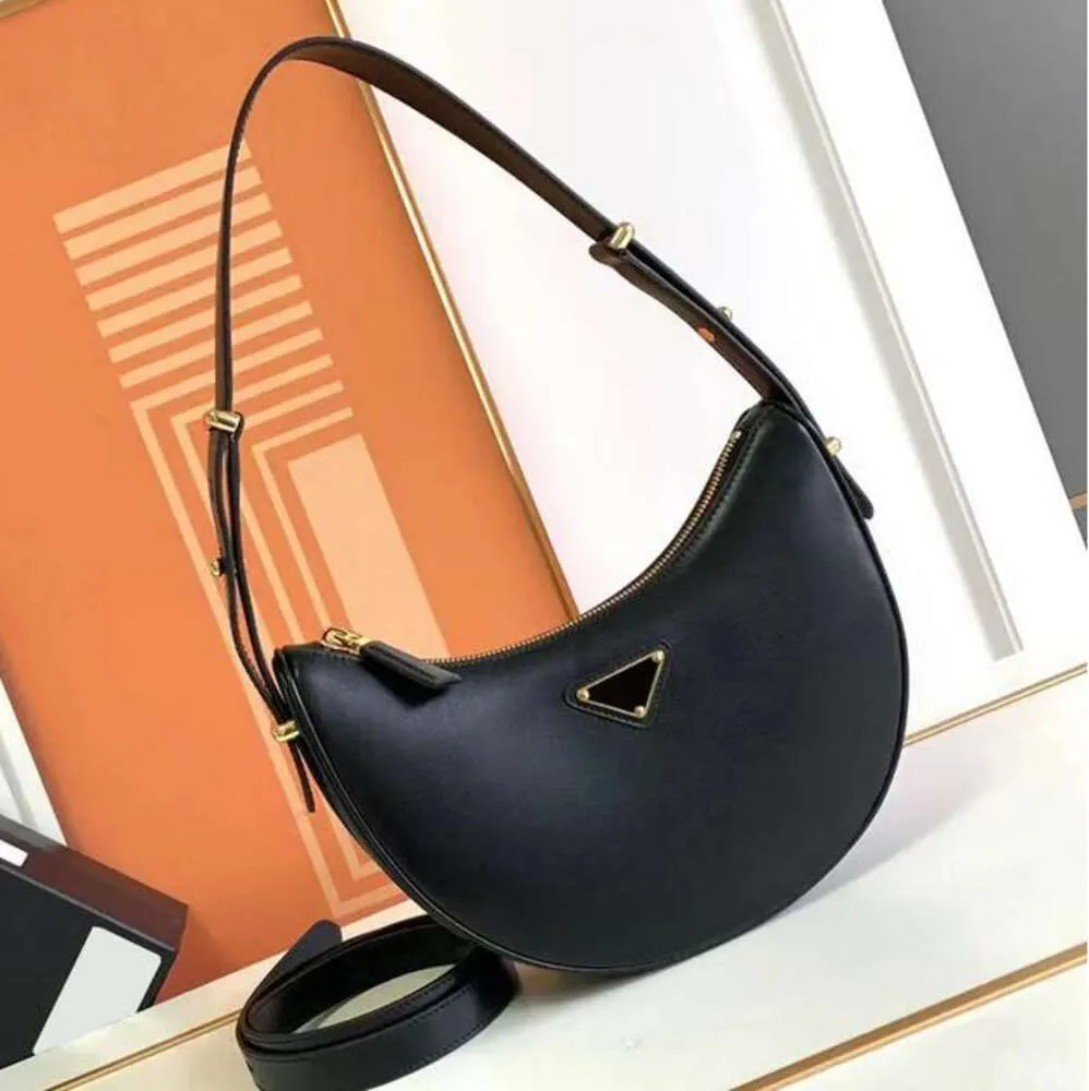 Bolso de cuero genuino con forma de media luna para mujer, bandolera cruzada de lujo, bolso de mano de diseñador a la moda para hombre, bolso de fin de semana