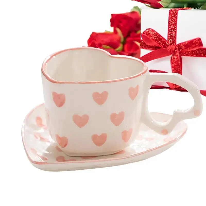 Tasses en forme de coeur tasse à café en céramique avec soucoupe 250 ml verres créatifs pour la fête des mères de la Saint-Valentin