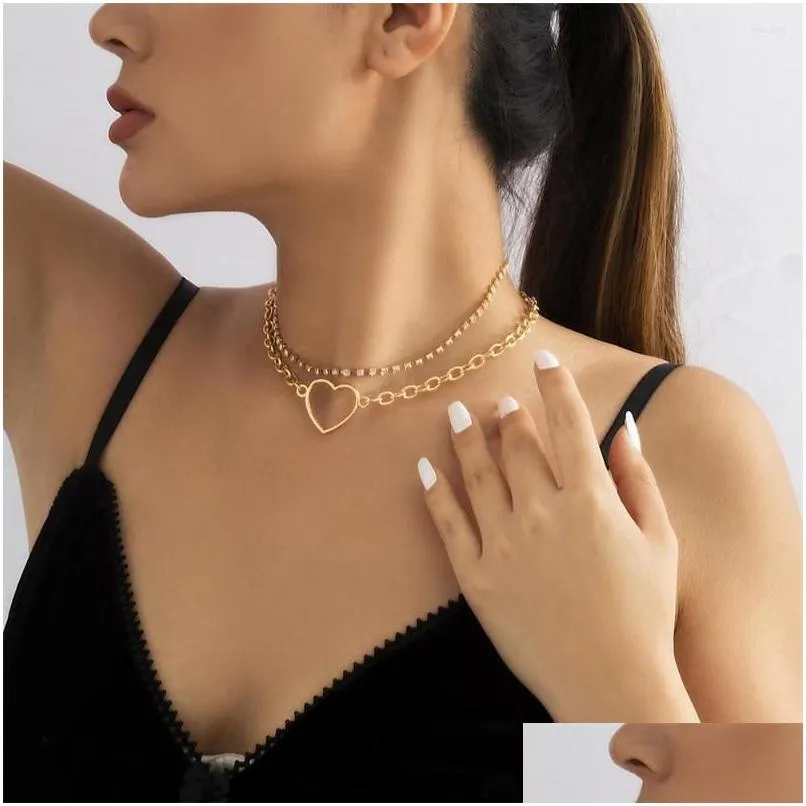 Colares Pingente 2023 Moda Mtilevel Gold Color Crystal Chain Colar para Mulheres Feminino Vintage Punk Grosso Correntes Coração Jóias Dr Dhuui