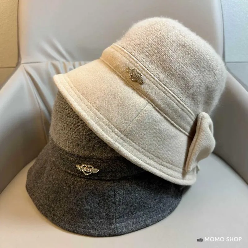 Bérets chapeau pour femmes en automne et en hiver, chapeau de pêcheur chaud à la mode, mettant en valeur le visage, petit seau, Version coréenne V