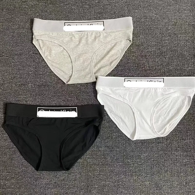 2024 Varumärkesbrev underkläder, bomullskvinnor, solida färgöversikt, kvinnors bomullsbriefs, underkläder Shorts Women logo kvinnors trosor