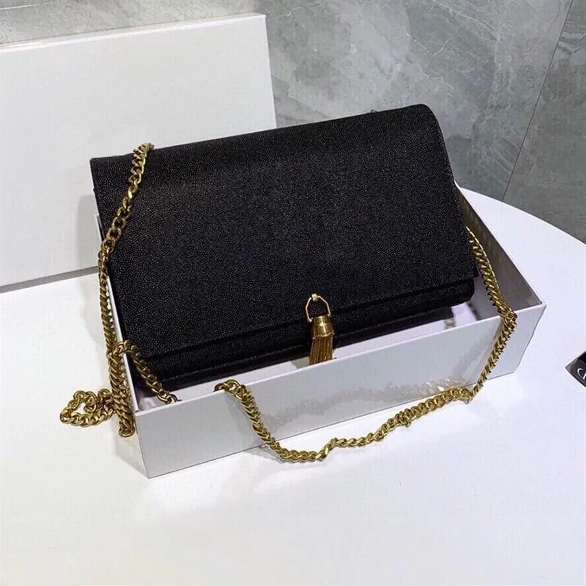 Enveloppe avec caviar Sacs à bandoulières Classic Chain Hands Sac à main de haute qualité Sac de messager de carrosserie avec box250a