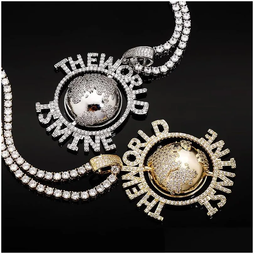 Collane con ciondolo The World Is Mine Globe Iced Out Uomo Donna Ciondolo in oro 14K con ciondolo Corda Drop Delivery Gioielli Collane Pendenti Dhlb1