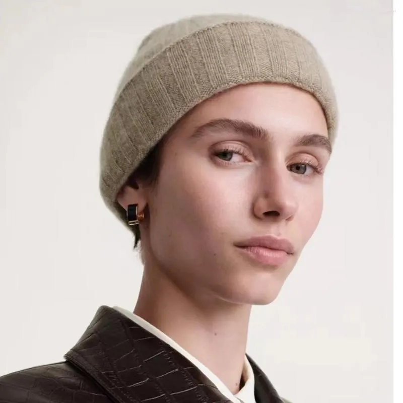 Berets Nordic nicho chapéu infantil início da primavera 2024 redondo top com nervuras dobradas suéter de malha