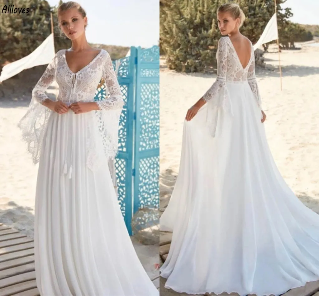 Robes de mariée en dentelle à manches évasées pour femmes Boho Beach Country col en V une ligne robes de mariée en mousseline de soie balayage train grande taille dos nu Robes De Mariee