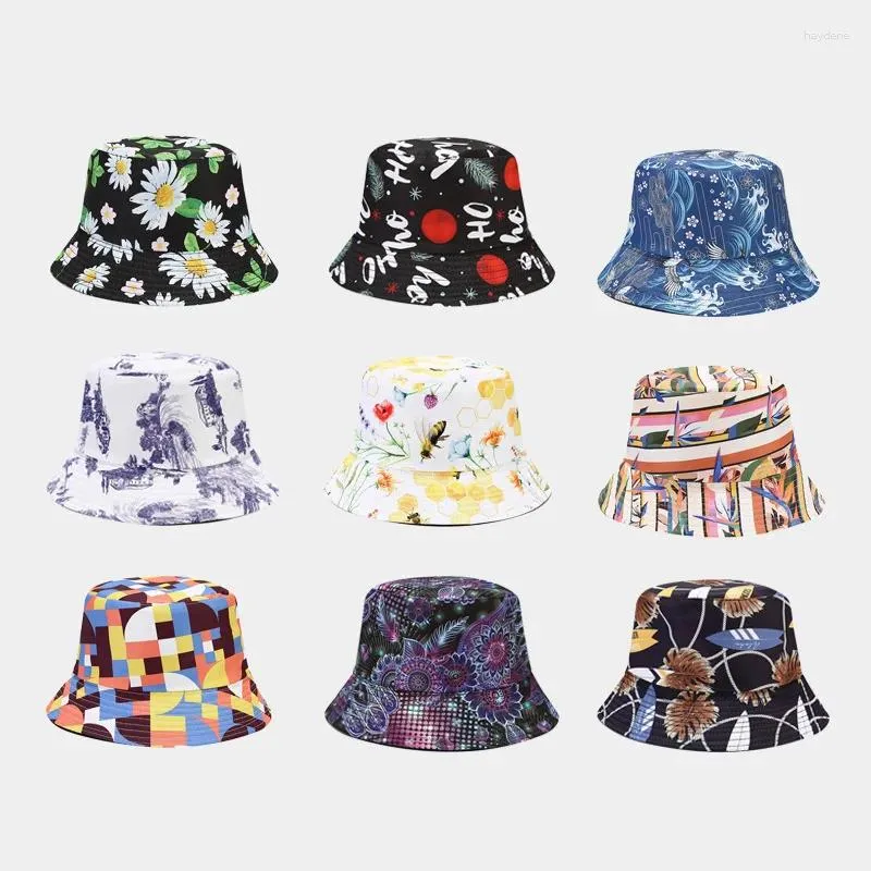 Berets Spring и Summer Outdoor Shreate Sun Модная печать двойная шляпа с двусторонней одеждой мужчина.