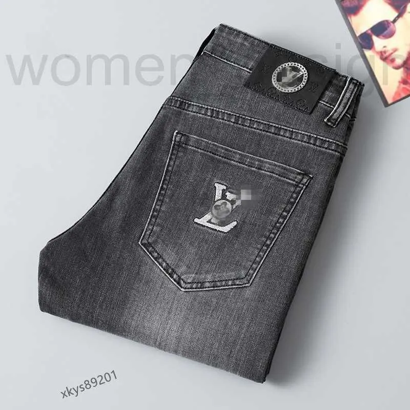 Jeans de créateur pour hommes de marque Chao jeans bleu clair printemps Slim petite broderie droite pantalons décontractés extensibles FAFV 28-38 49DP